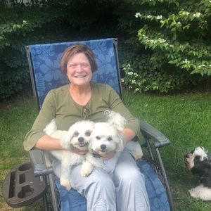 Meet your Posher, Alisa